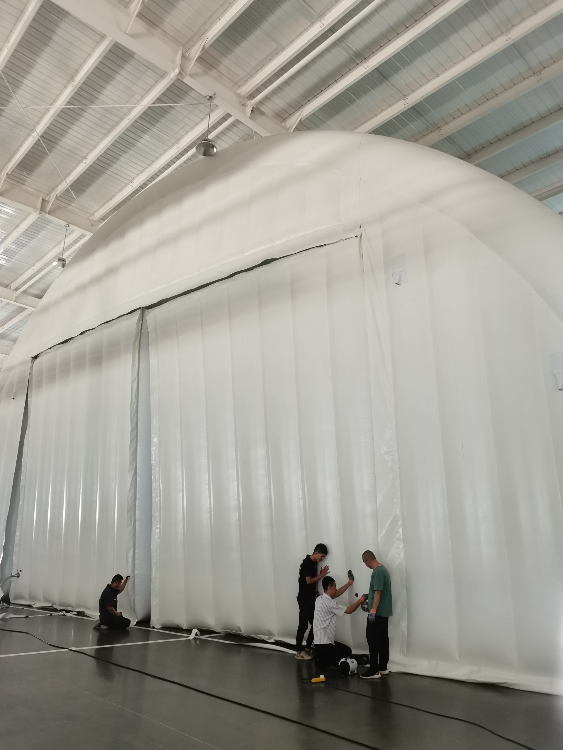 Пневмокаркасные ангары по индивидуальным размерам: Ваше идеальное решение для бизнеса